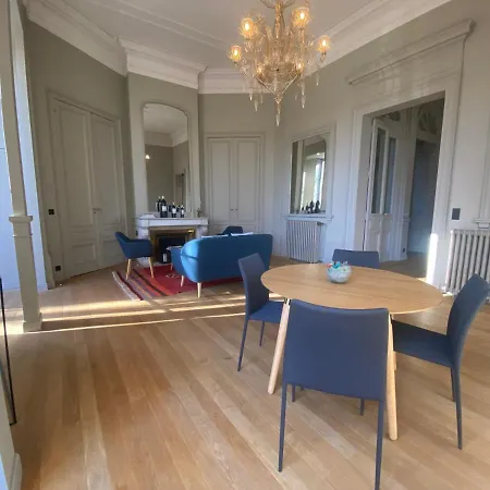Folies Des Quinconces Apartment *