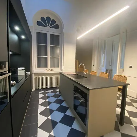 Folies Des Quinconces Apartment